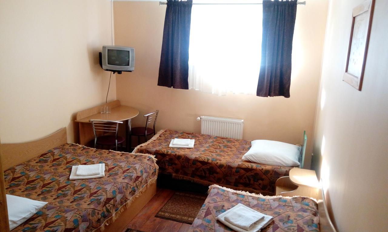 Maetok 4 Pidkovy Motel Podbereztsy Exterior foto